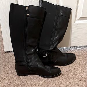 Black Issac Mizrahi size 9